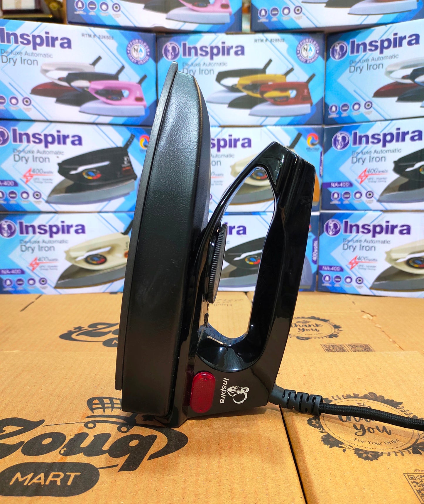 Inspira 400-500W High-Quality Dry Iron Full Black 900 G
